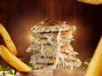 Yumurtalı Karışık Tost görseli