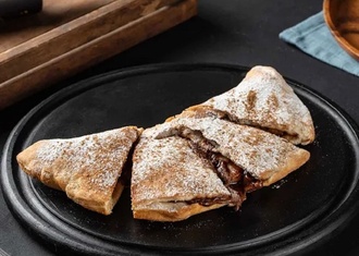 Chocolate Calzone görseli