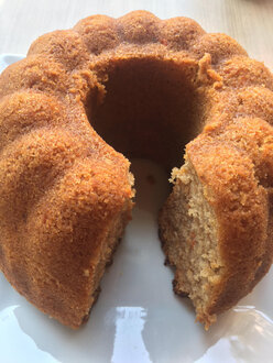 Havuçlu Tarçınlı Kek görseli