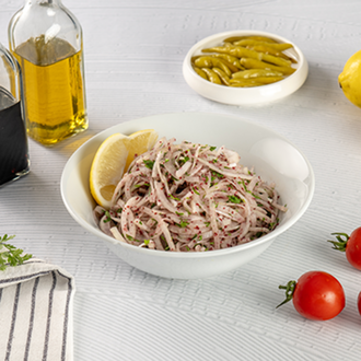 Sumaklı Soğan Salatası görseli