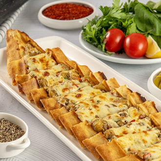 Köz Patlıcanlı Pide görseli