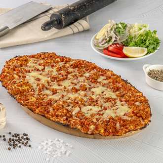 Kaşarlı Lahmacun görseli