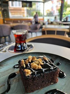 Vişneli Brownie görseli