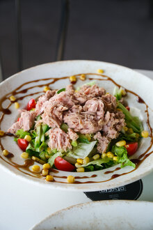 Ton Balıklı Salata görseli