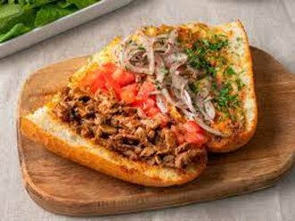 Ekmek Arası Et Tantuni görseli