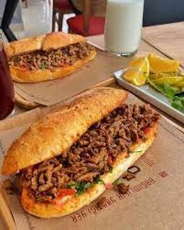 Et Tantuni Tam Ekmek görseli