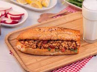 3/4 Ekmek Arası Tavuk Tantuni görseli