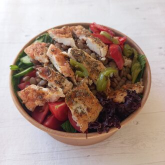 Mercimekli Tavuklu Salata (Grilled Chicken With Lentils Salad) görseli
