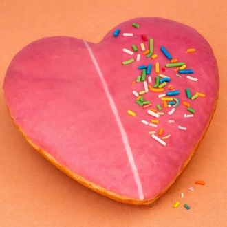 Sweet Strawberry Berliner görseli