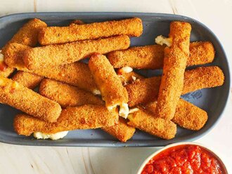 Mozzarella Sticks (8 Adet) görseli