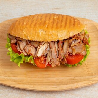 Tam Ekmek Arası Tavuk Döner görseli