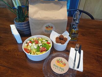 Falafel Green Salad görseli