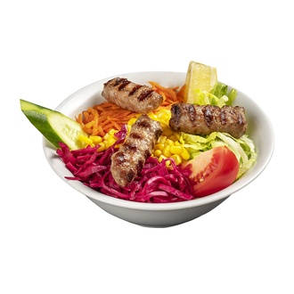 Köfteli Salata görseli