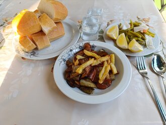 Yoğurtlu Karışık Kızartma görseli