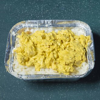 Pilav Üstü Köri Soslu Tavuk (1.5 Porsiyon) görseli