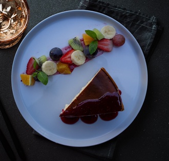 Çikolatalı & Frambuazlı Cheesecake görseli
