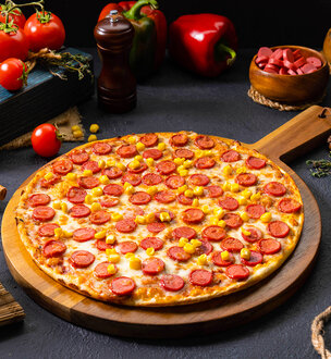 Sosis Mısırlı Pizza (Büyük) görseli