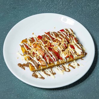Çilekli Maxi Waffle (Büyük Boy) görseli