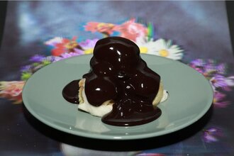 Profiterol (1 Kg.) görseli