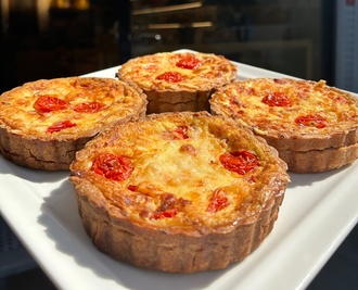 Glutensiz Peynirli Domatesli Kiş (Adet) görseli