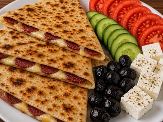 Sucuklu Kaşarlı Gözleme görseli