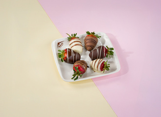 Çikolata Kaplı Çilek görseli