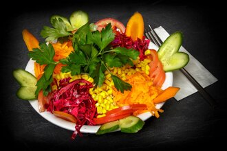 Mevsim Salata görseli