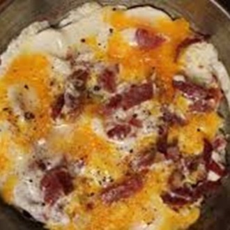 Sahanda Pastırmalı Yumurta görseli