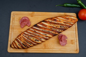 Yağlı Sucuklu Kaşarlı Katmer görseli