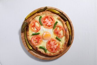Patlıcanlı Kaşarlı Pide (Açık) (Yuvarlak) görseli