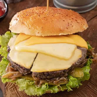 3 Peynirli Burger görseli