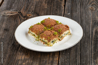 Fıstıklı Çikolatalı Soğuk Baklava  500Gr görseli