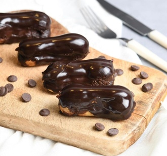 Çikolatalı Ekler (1 Kg.) (7-8 Kişilik) görseli