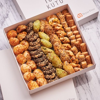 Karışık Tuzlu Kurabiye Kutusu 1 görseli