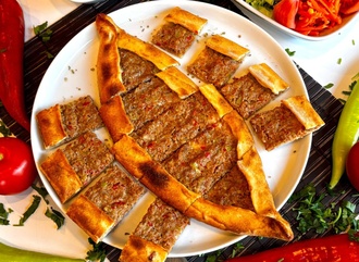 Kıymalı Pide görseli
