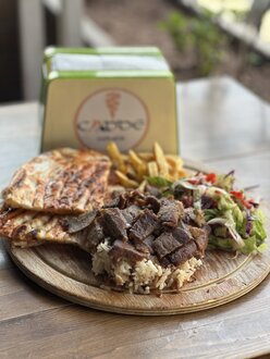 Pilav Üstü Et Döner görseli