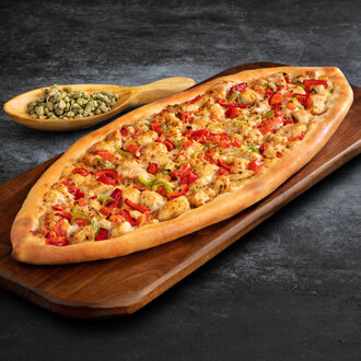 Tavuklu Pide görseli