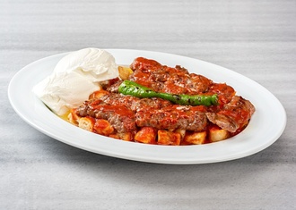 Soslu Pideli Köfte görseli