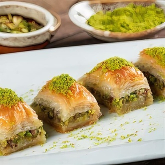 Fıstıklı Baklava görseli