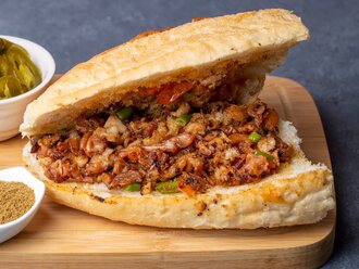 Çeyrek Ekmek Arası Kokoreç görseli
