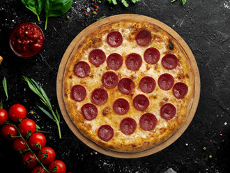 Bol Sucuk Pizza (33 Cm) görseli