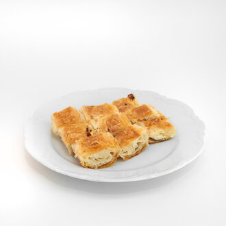 Peynirli Kol Börek görseli