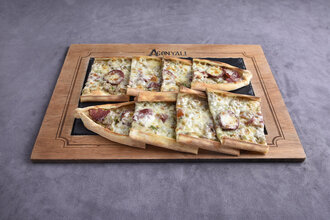 Karışık Pide görseli