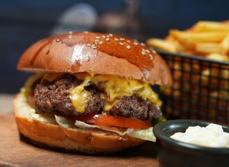 Cheeseburger görseli