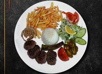 Izgara Köfte görseli