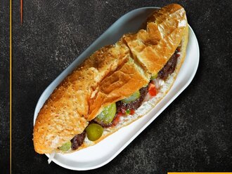 Ekmek Arası Köfte görseli