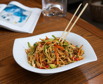 Noodle Tavuk görseli