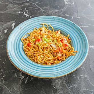 Sebzeli Noodle görseli