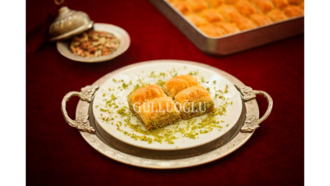 Fıstıklı Baklava (500 G) görseli