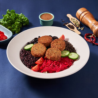 Chickpeas Ball / Falafel Salata görseli